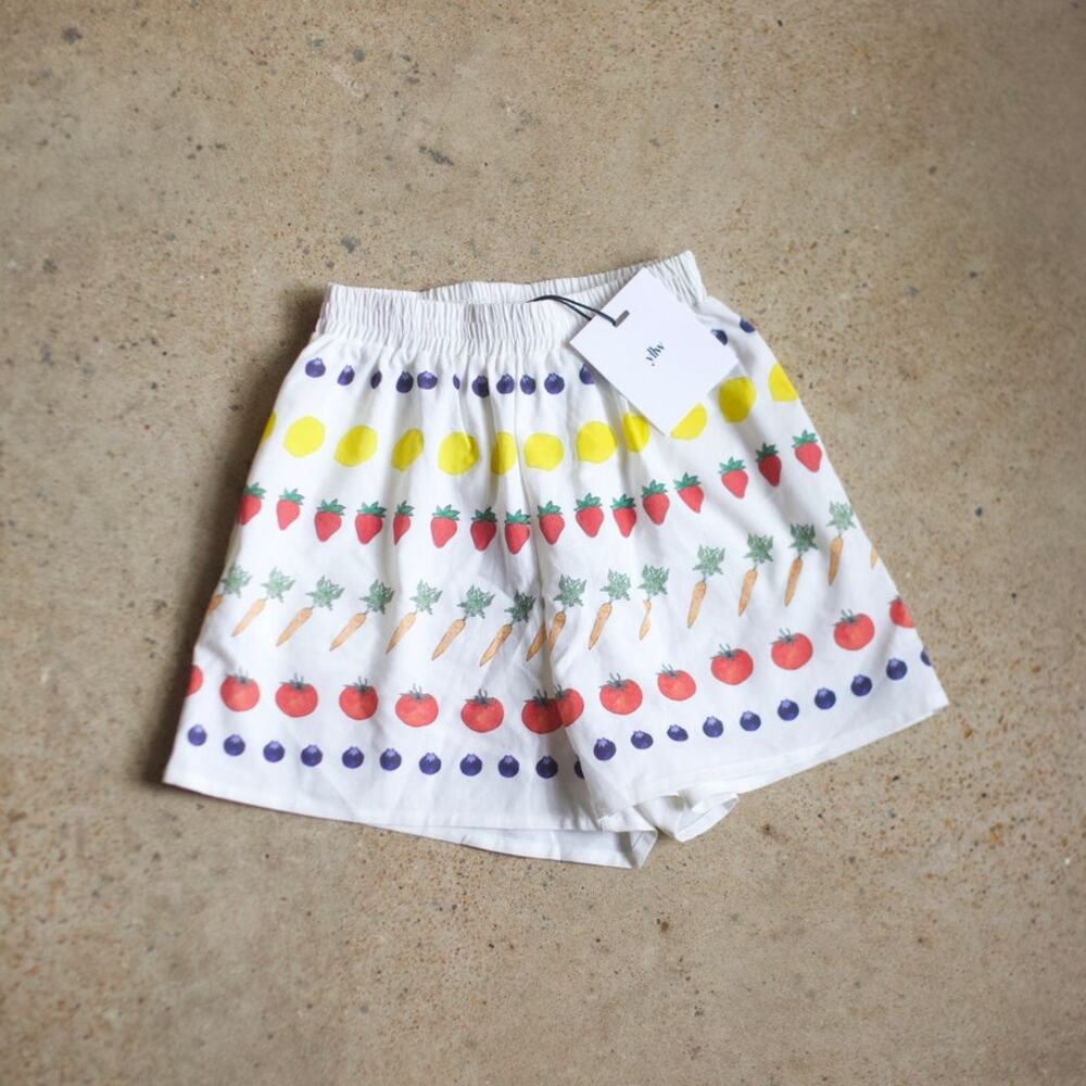 NWT YLLW the Label Fruit Vegetable Print Elastic Waist Shorts Size S Cottagecore